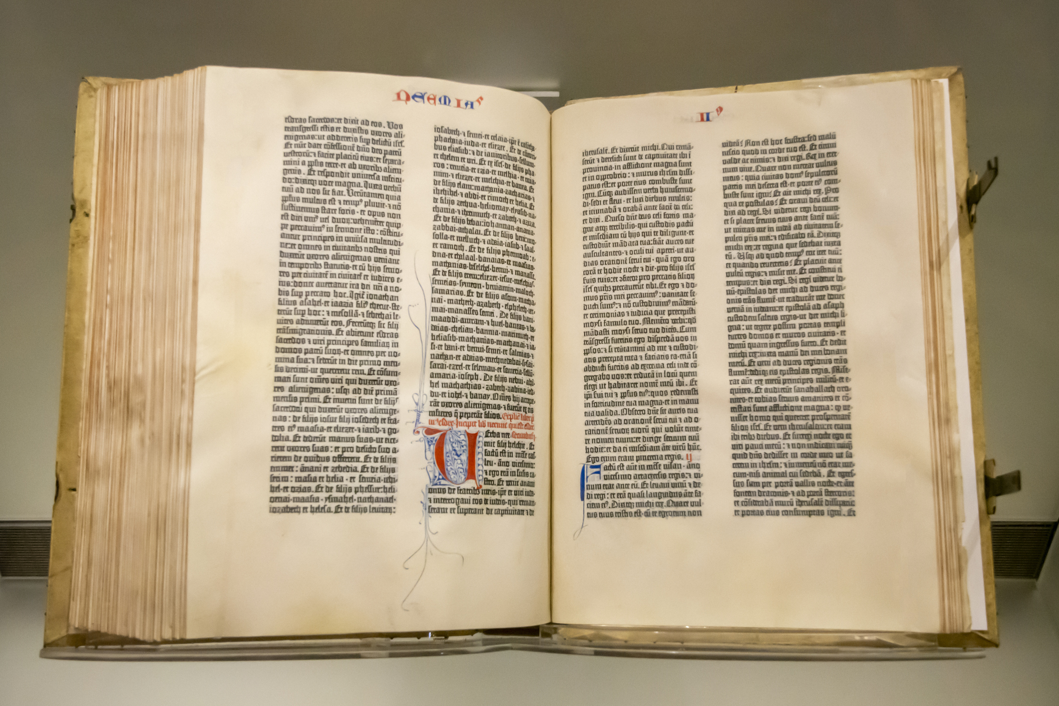 תנ"ך גוטרנברג המצאת הדפוס איך לעבוד עם בית דפוס
