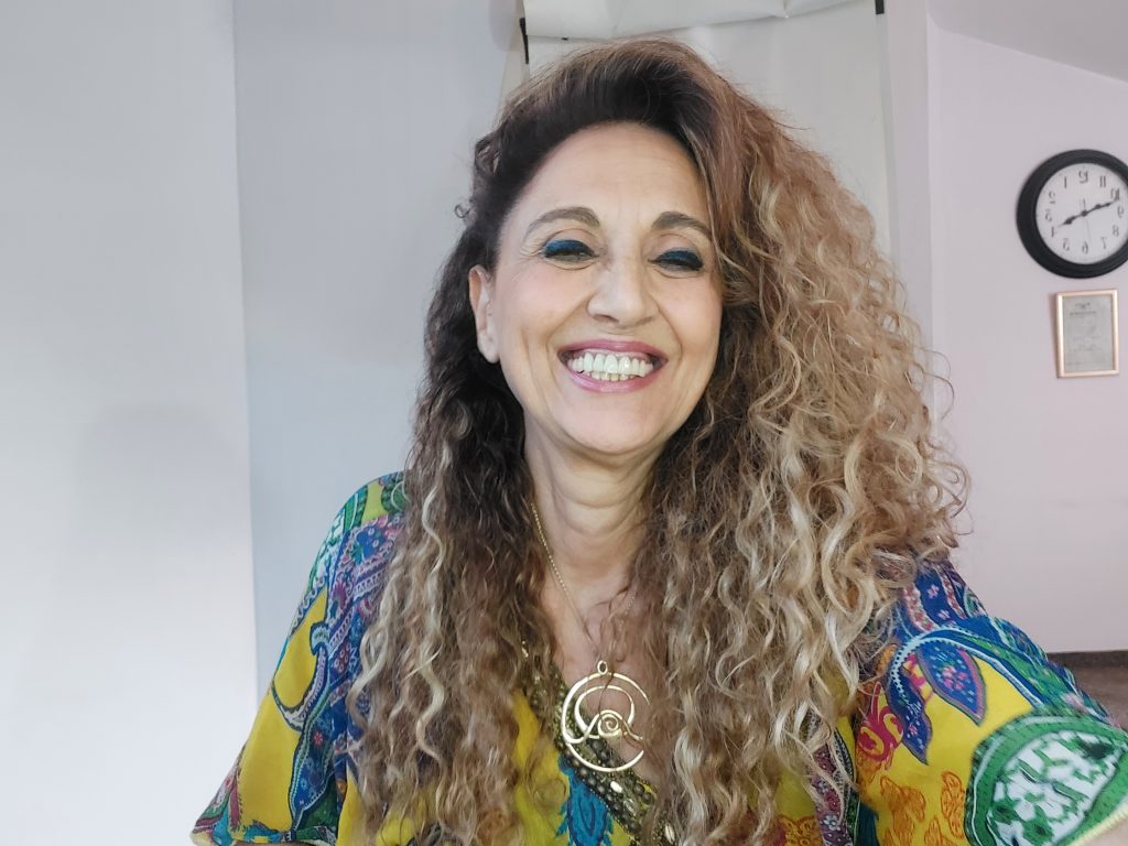 סופרים 4